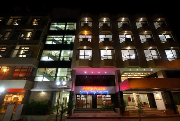 Hotel New Holiday Plaza